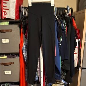 Aerie Offline High Waisted Ribbed 7/8 Leggings Sz Small Black